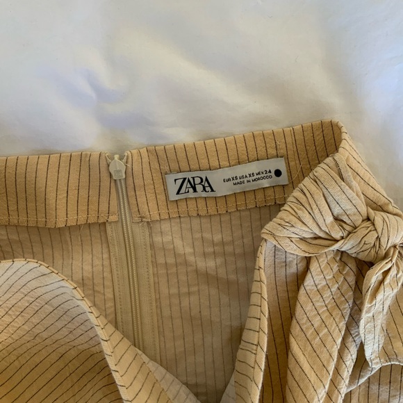 Zara Linen Skirt - Picture 2 of 4